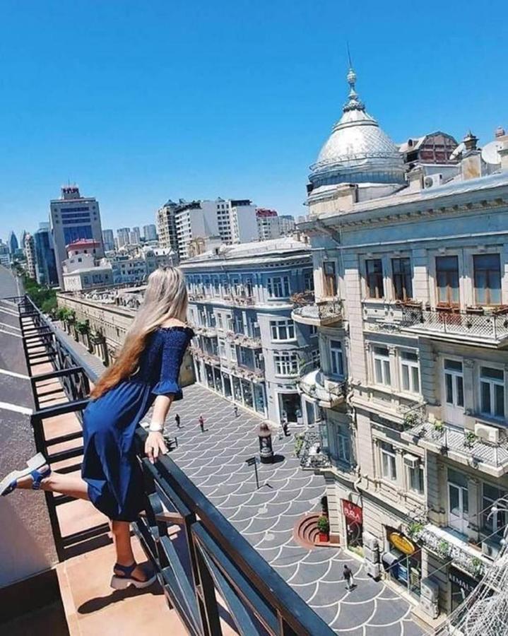 Check-In Baku Hotel & Hostel エクステリア 写真